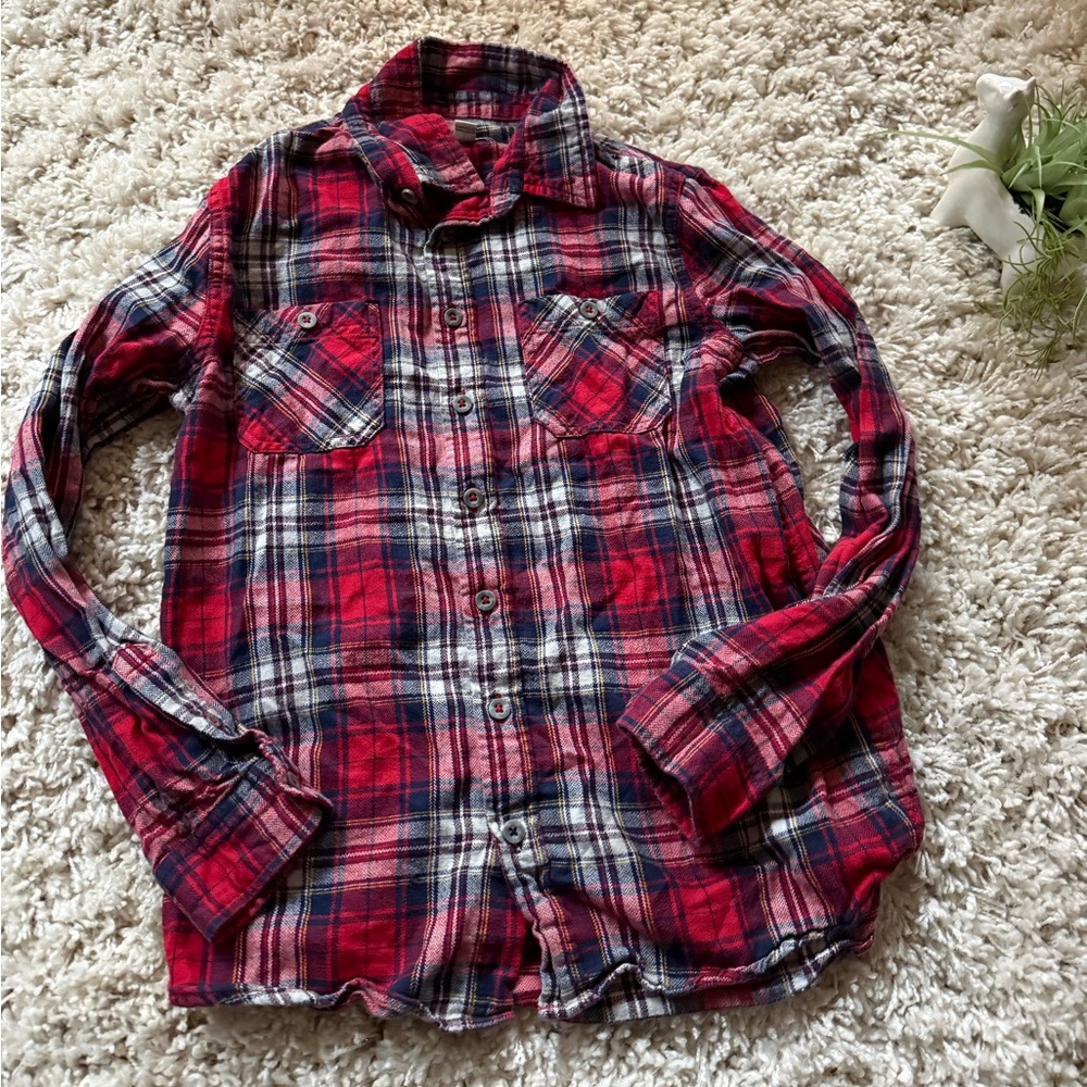 Cherokee men’s Red and blue plaid button up shirt flannel